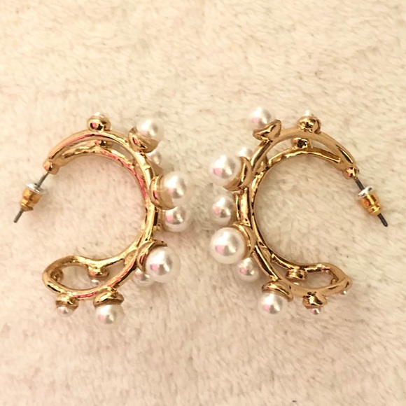 Double Hoop Pearl Earrings - Picture 5 of 10